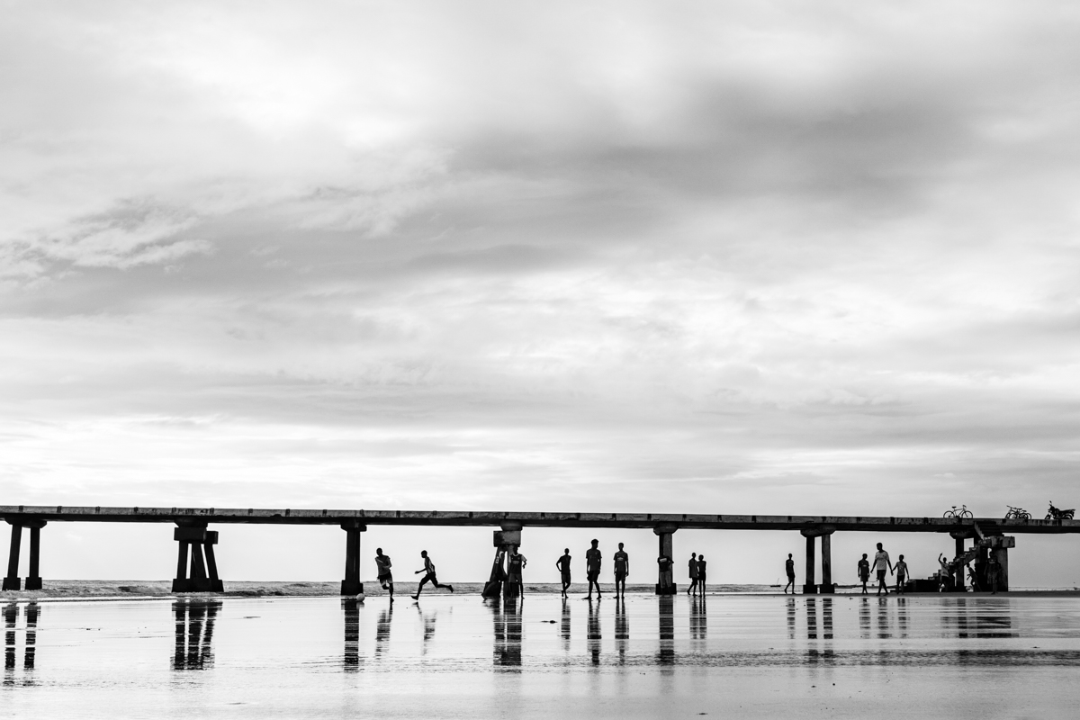 Kenya landscapes Black White In Mombasa By Antony Trivet Travels