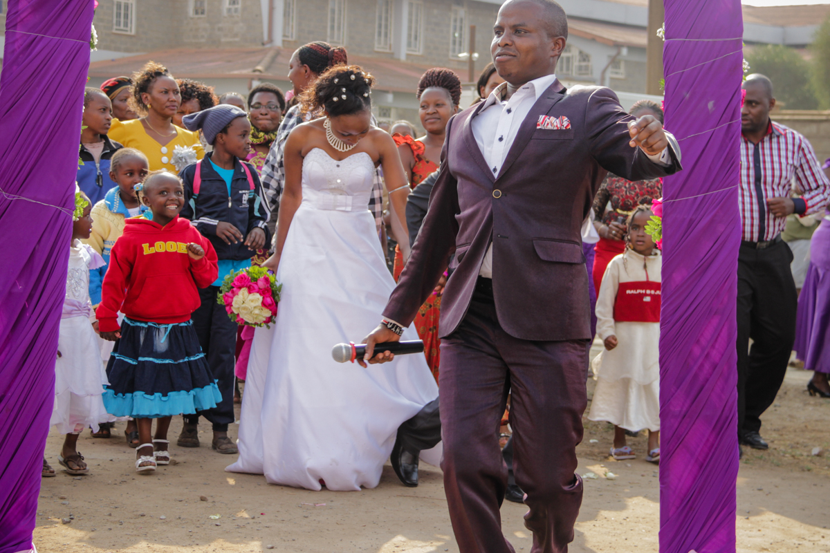 Cheap Wedding Photographers In Kenya :: Affordable Top Creative