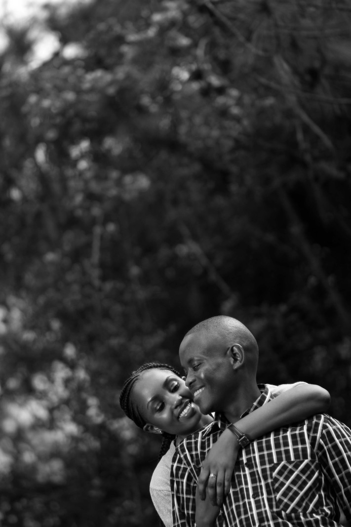 Outdoor Couple Engagement Photoshoot :: The Nairobi Arboretum