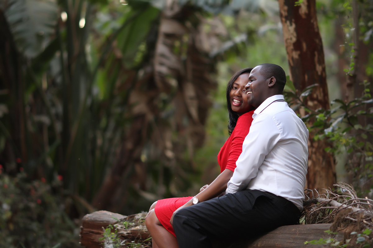 Top Kenyan Wedding Photographer :: Nairobi Arboretum Proposal