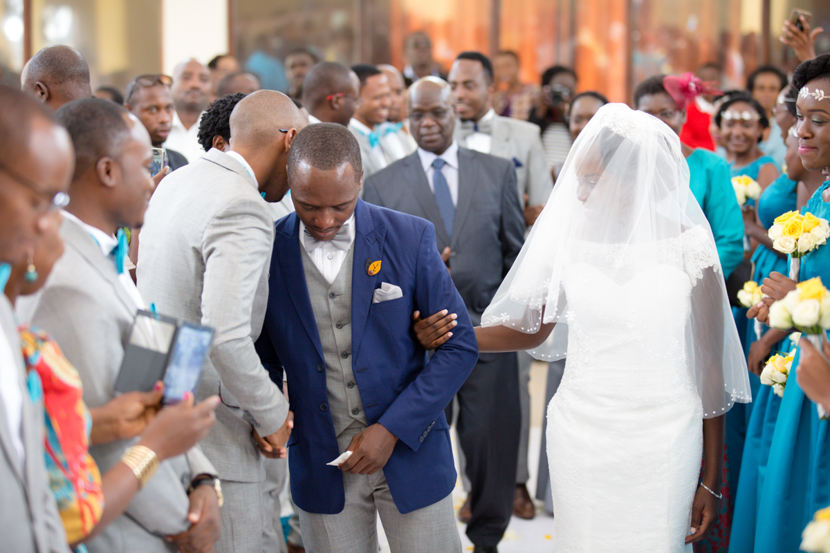 Kenya Fearless Wedding Photographer :: Kenya Uganda Lovestory