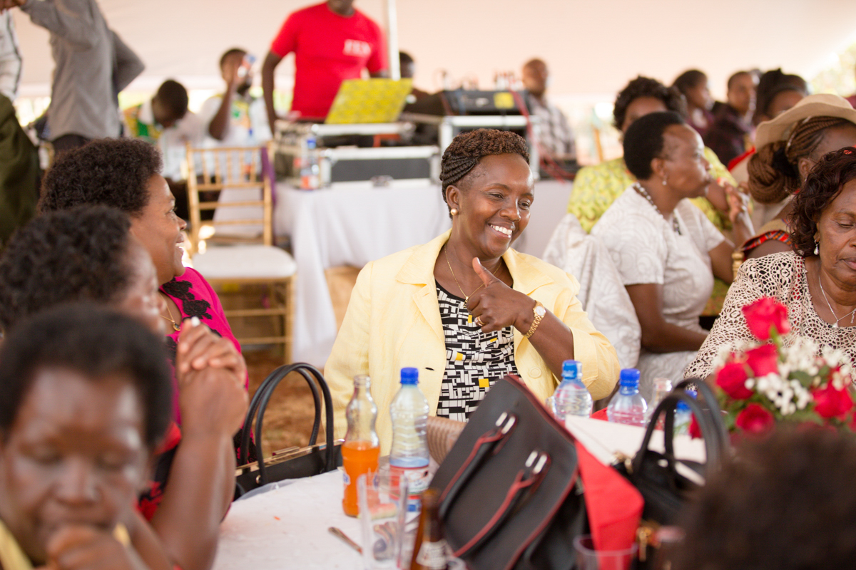 Linda & Martin Kihingo Village :: Zen Garden & Crowne Plaza Wedding