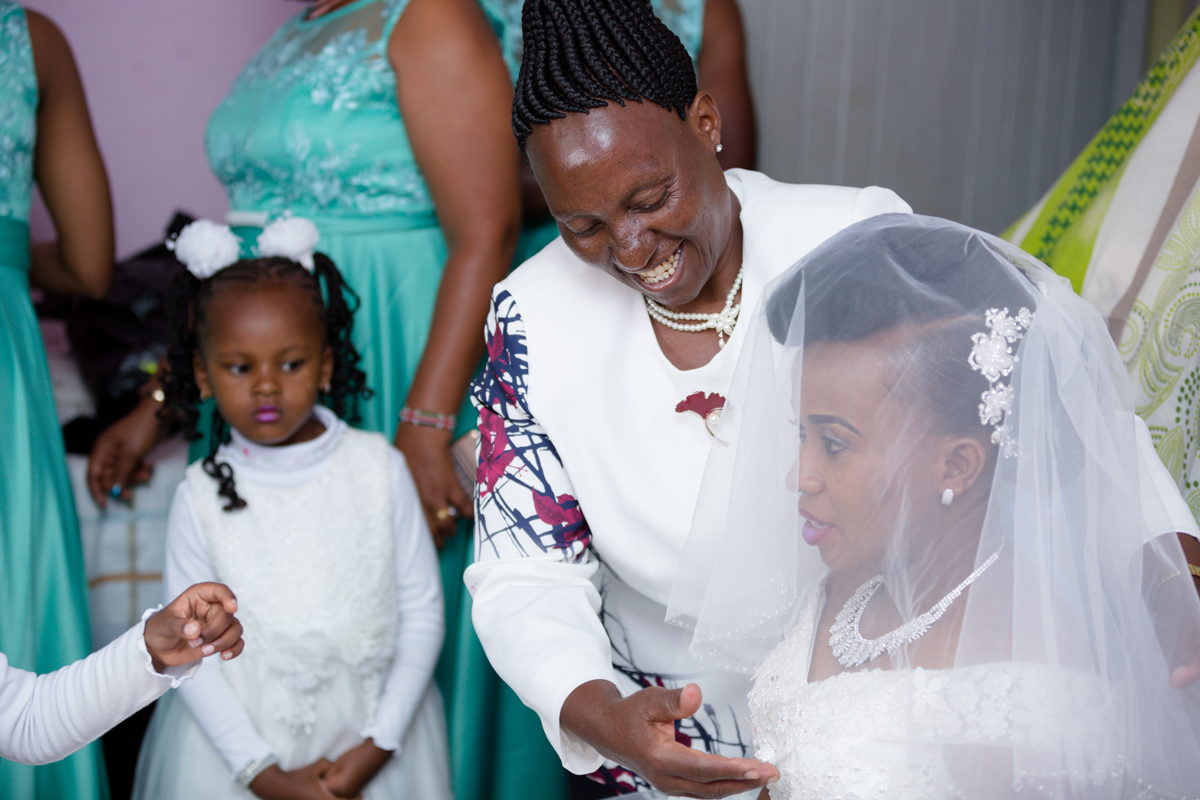 Kenyan Wedding Pictures :: True Love By Antony Trivet Creatives