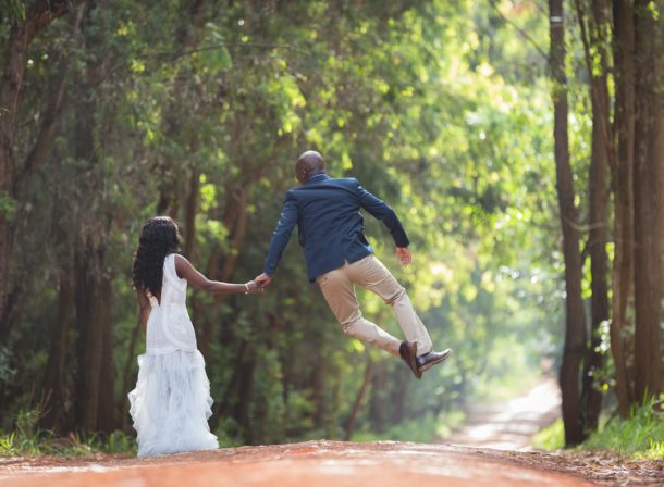 Kenyan Elopements Weddings Engagement :: Karura Forest Shoot