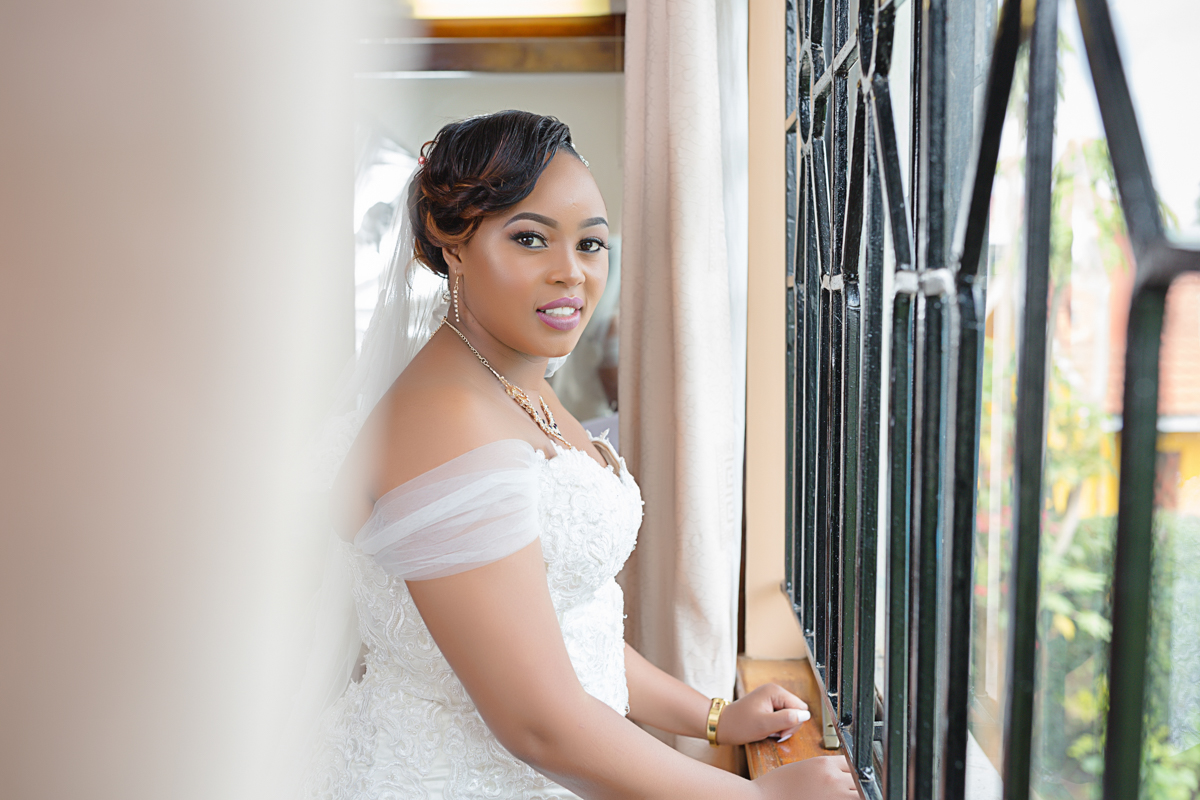 Top Kenyan Weddings Photographer :: Love Story By Antony Trivet