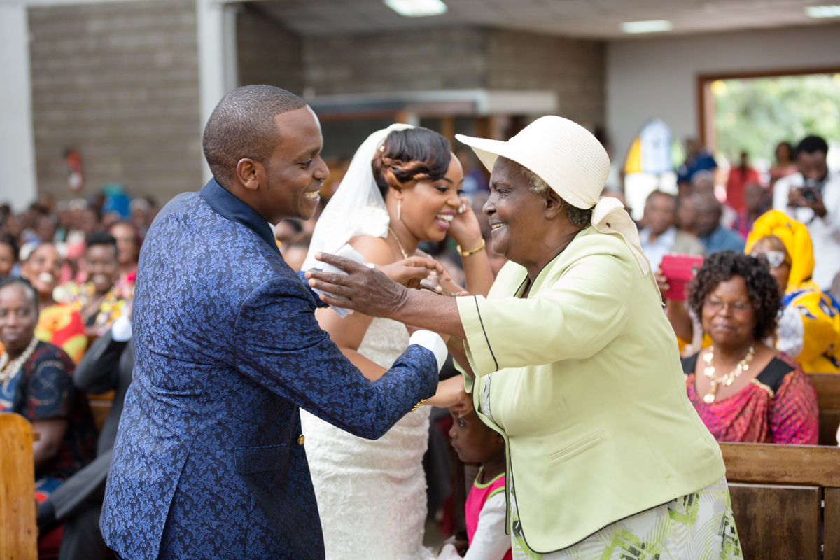 Top Kenyan Weddings Photographer :: Love Story By Antony Trivet