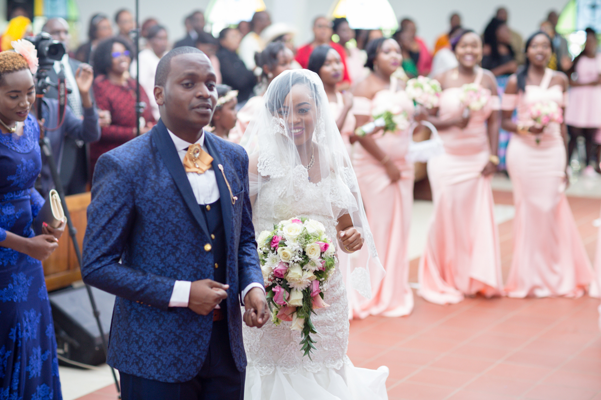 Top Kenyan Weddings Photographer :: Love Story By Antony Trivet