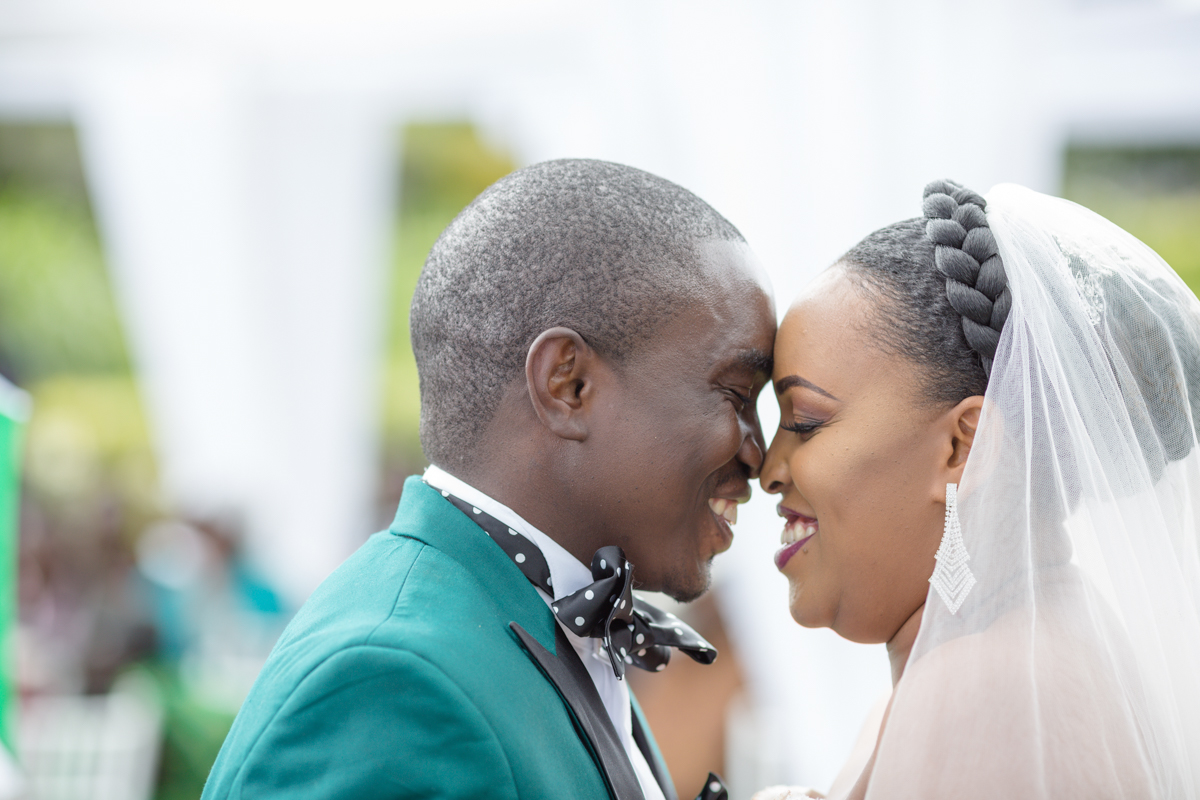 Kenyan Destinations Weddings Photographers :: Best Love Stories