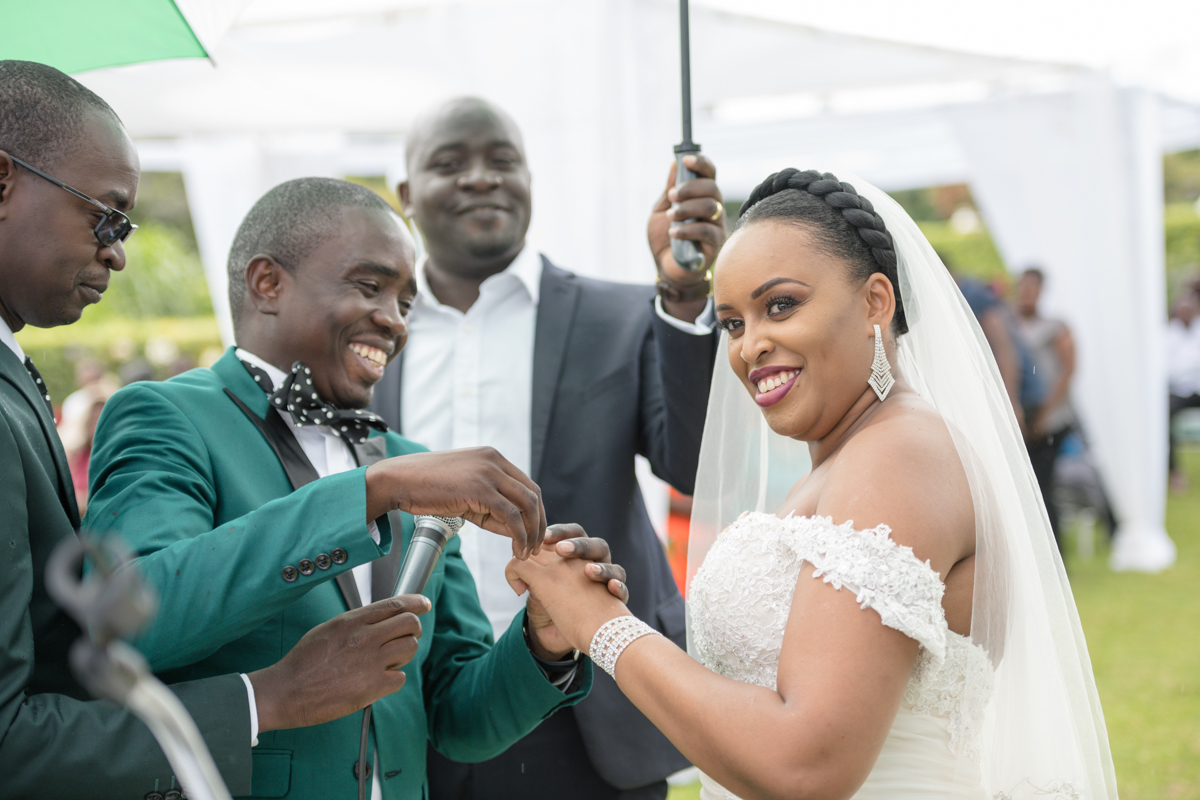 Kenyan Destinations Weddings Photographers :: Best Love Stories