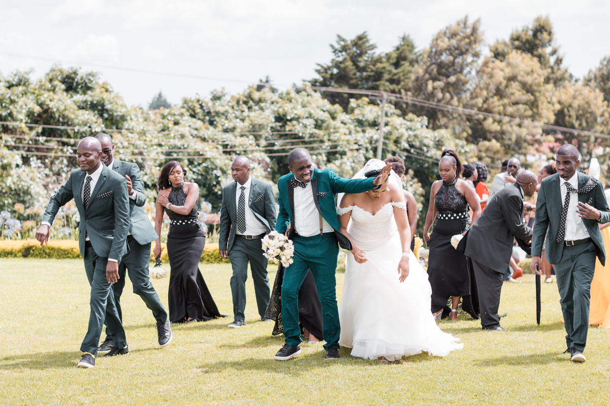 Kenyan Destinations Weddings Photographers :: Best Love Stories