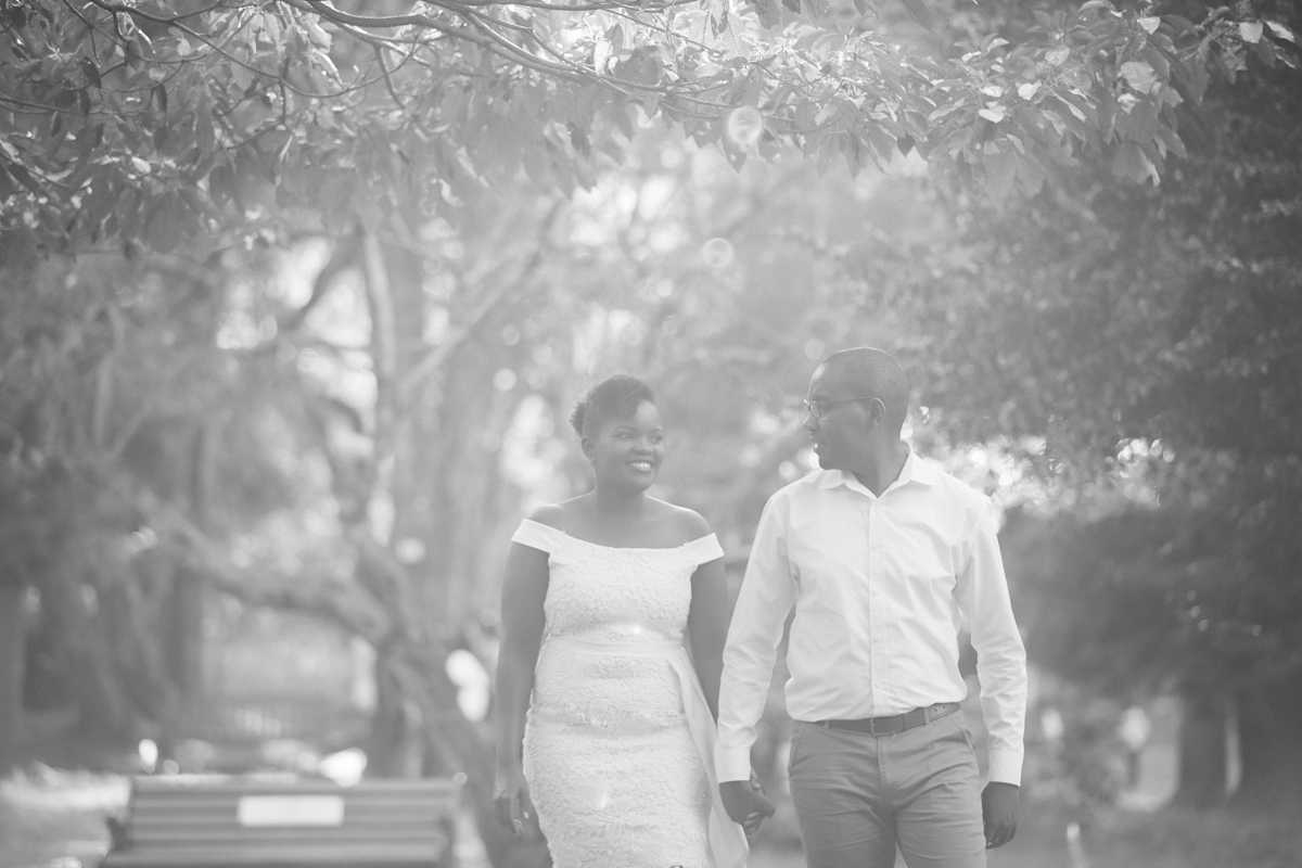 Kenyan Family Portraits Photographer :: Outdoors On-locations Top