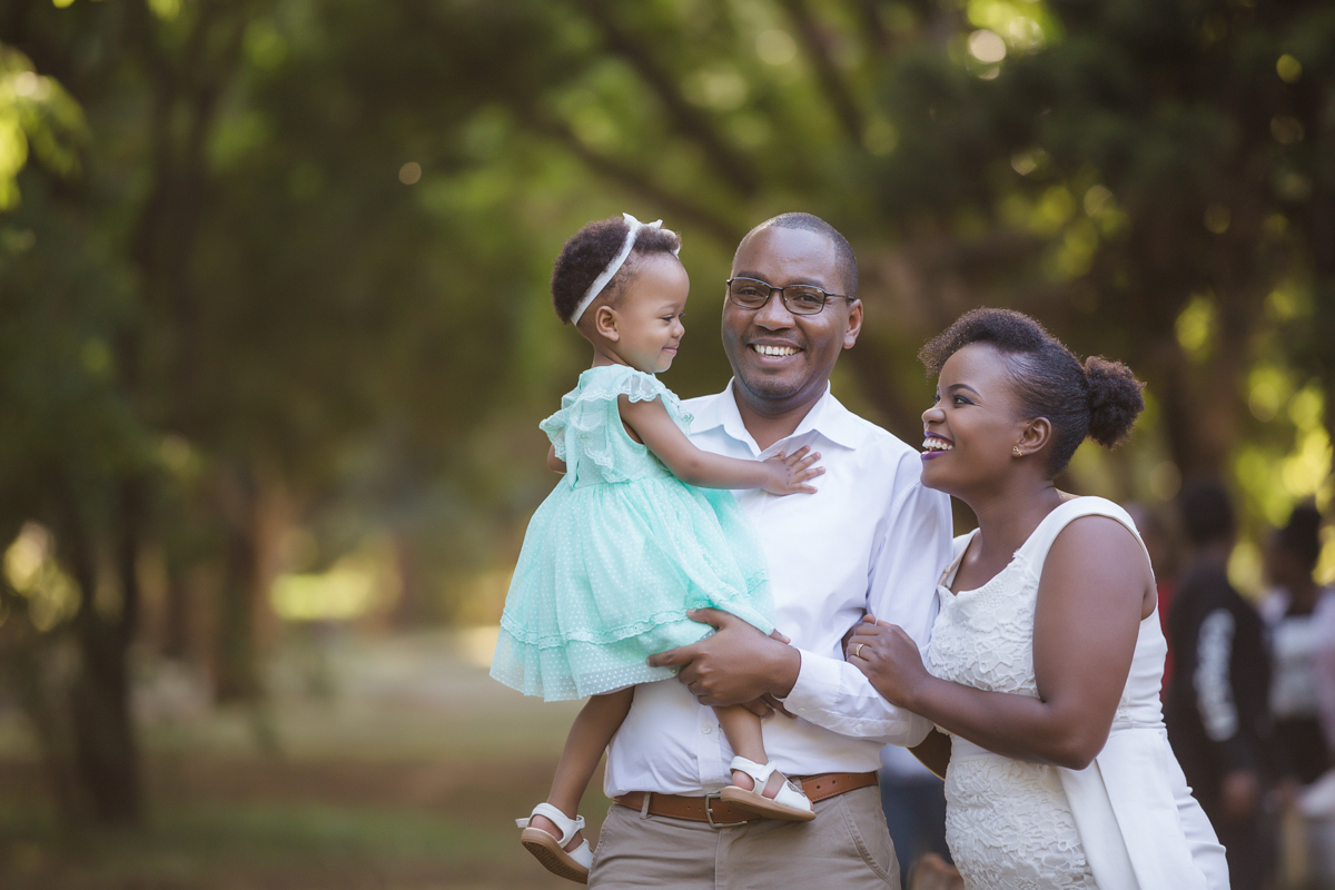 Kenyan Family Portraits Photography - Antony Trivet Photography ...