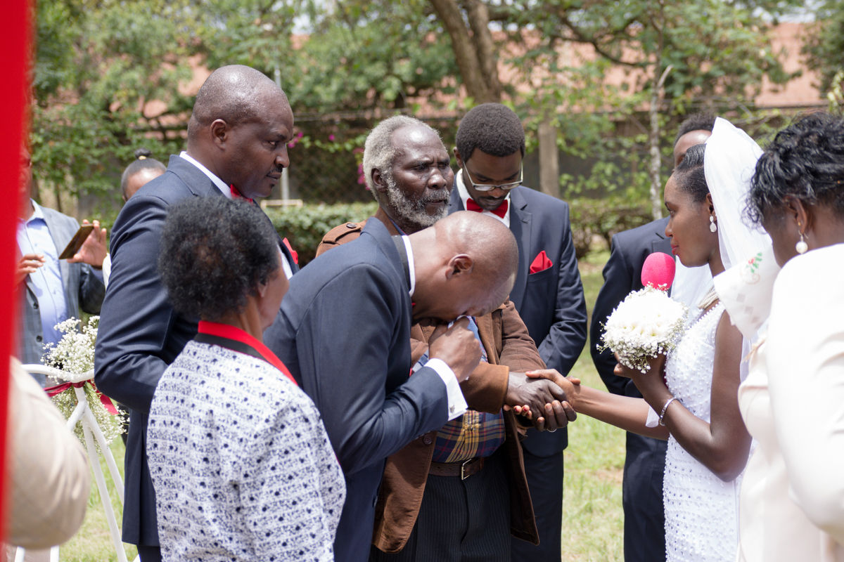 Antony Trivet Wedding Photographer :: Emotional Love Storytellers