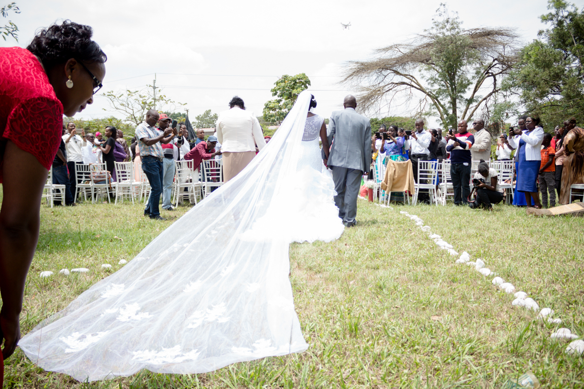 Antony Trivet Wedding Photographer :: Emotional Love Storytellers