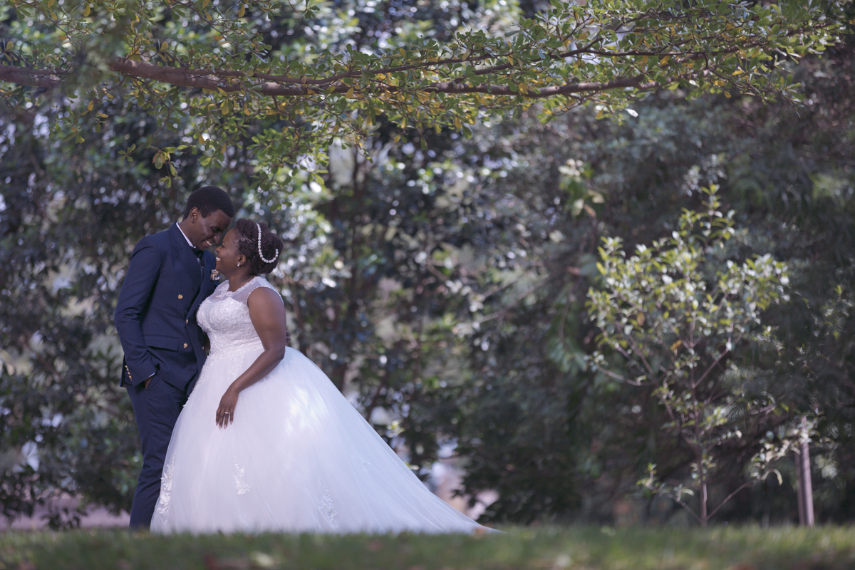 Kenyan Wedding Photographers :: Love Story By Antony Trivet