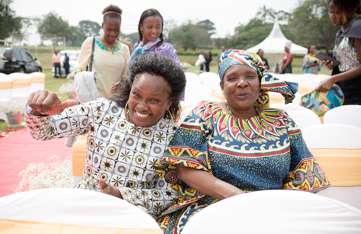 Kenyan Wedding Photographers :: Love Story By Antony Trivet