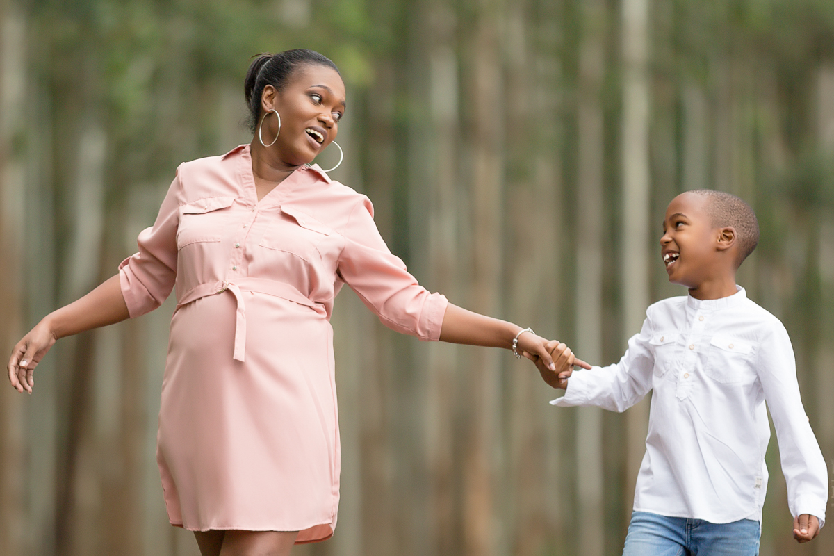 Maternity Baby-bump Pregnancy Photographers :: Kenyan Pictures