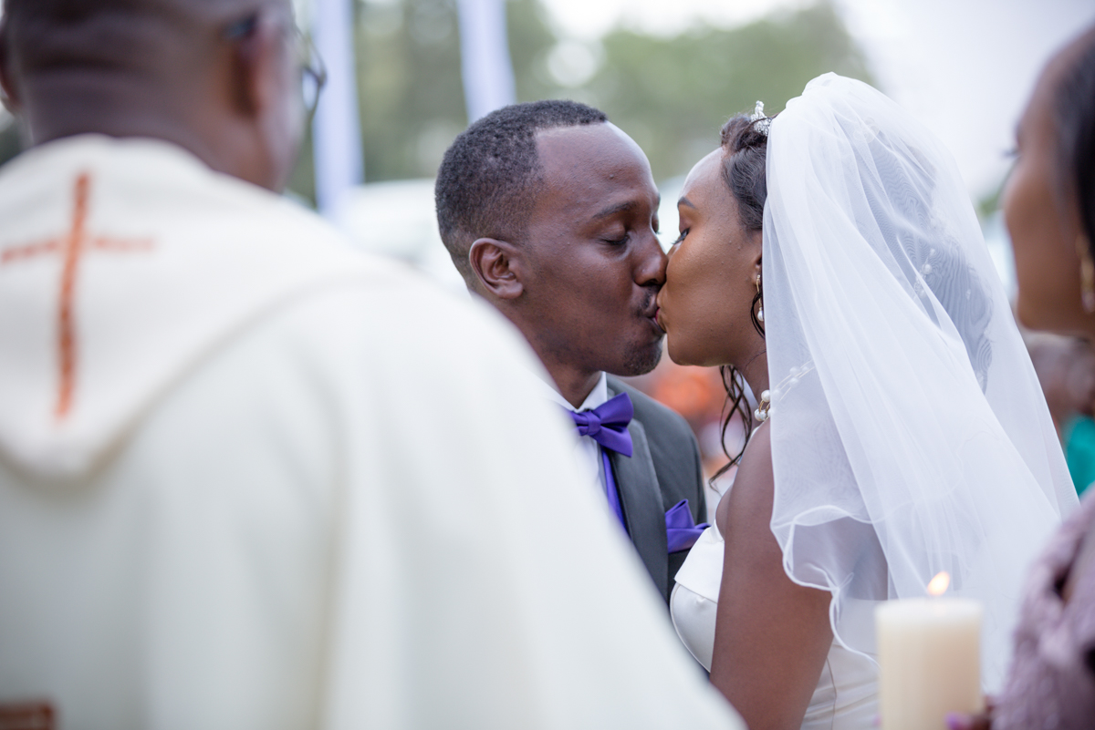 Nairobi Wedding Photographers :: Candid Moments Documentary