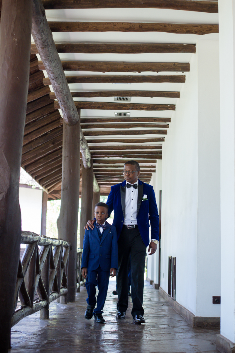 Kenyan Zimbabwean Destination Weddings :: Creative Love Story