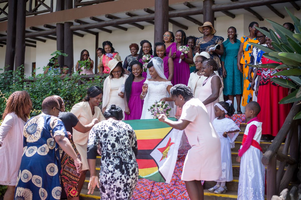 Kenyan Zimbabwean Destination Weddings :: Creative Love Story