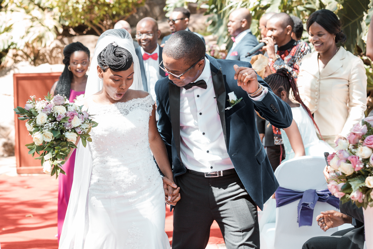 Kenyan Zimbabwean Destination Weddings :: Creative Love Story