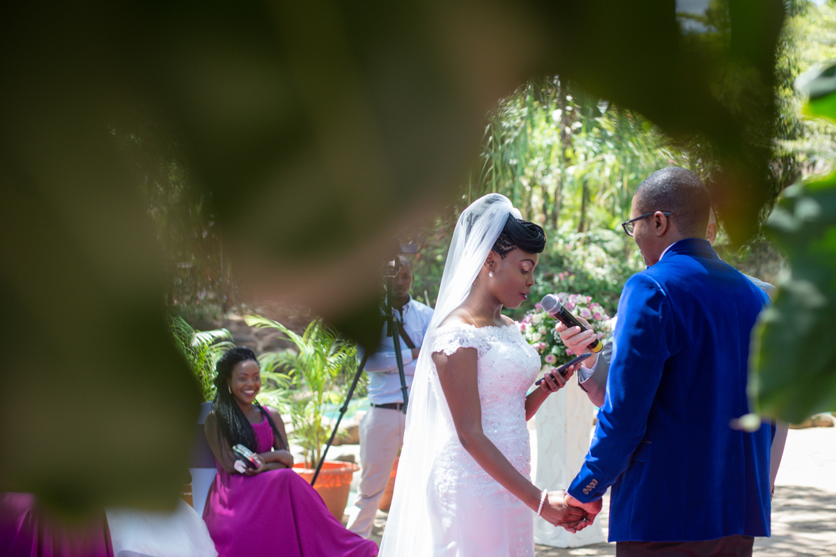 Kenyan Zimbabwean Destination Weddings :: Creative Love Story