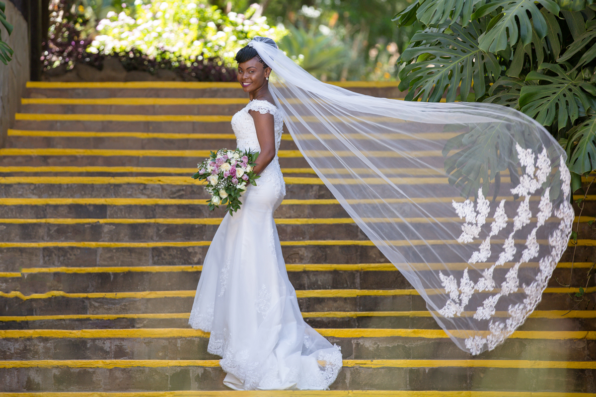 Kenyan Zimbabwean Destination Weddings :: Creative Love Story