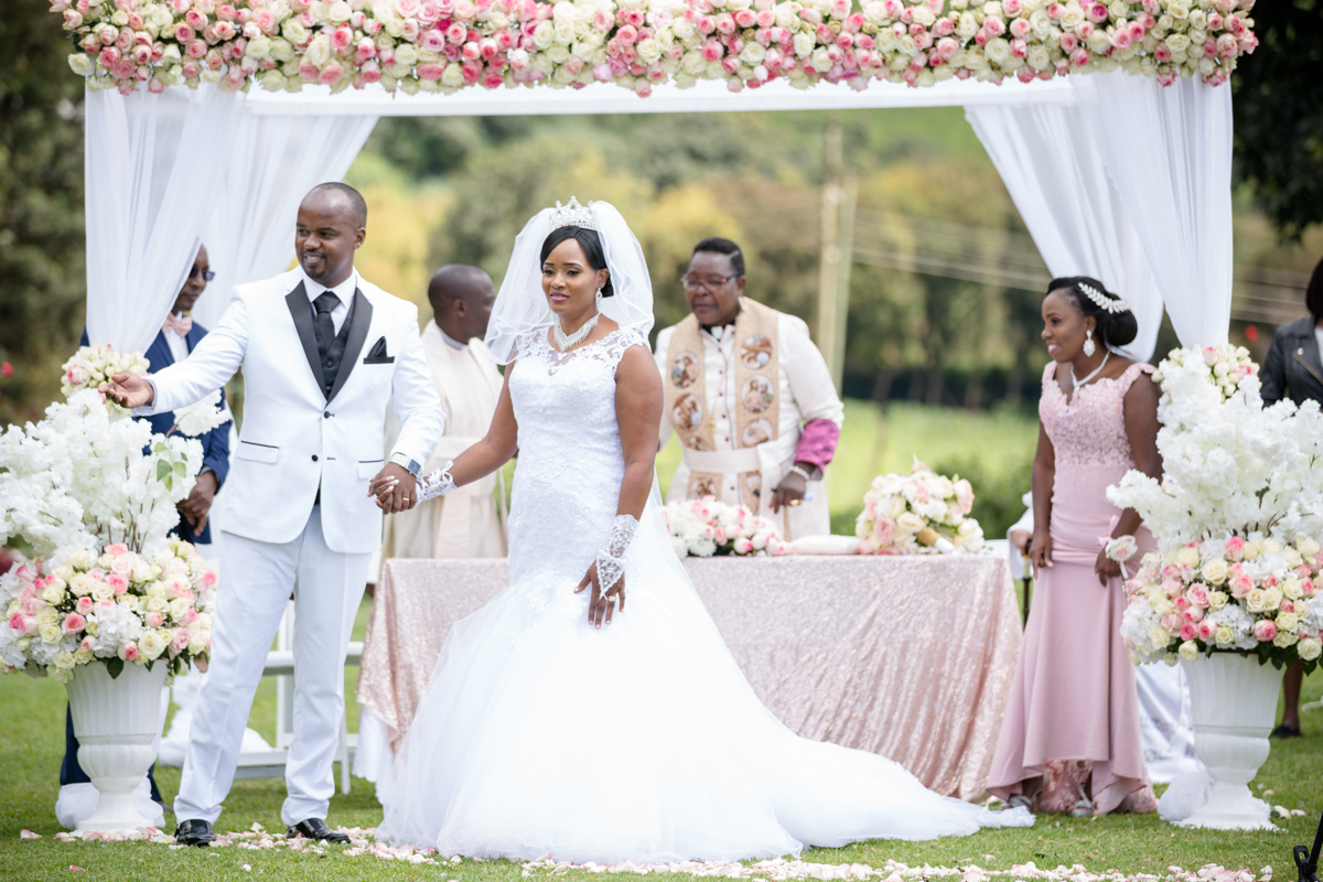 Kenya Luxury Wedding Photography :: Creative Story Documentary