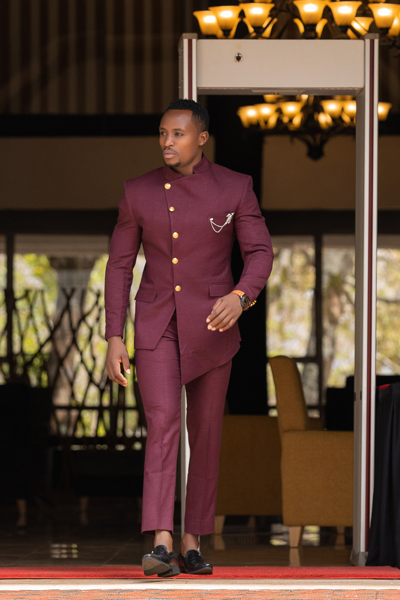 Nairobi Groomsmen Suit