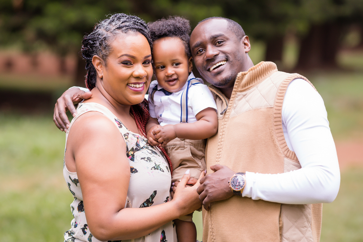 Family Portrait Kenyan Photographer :: Creative Authentic Moment
