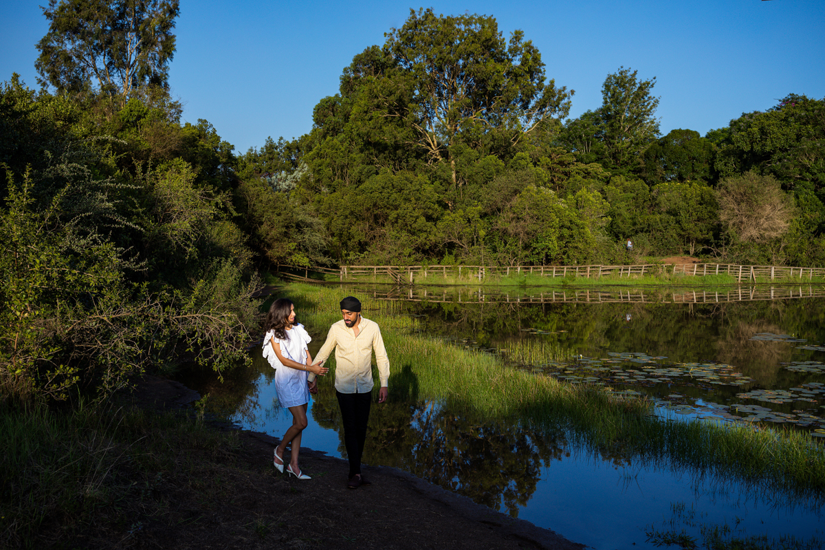 Luxury Wedding Lifestyle Photographer :: Top Couple Engagement