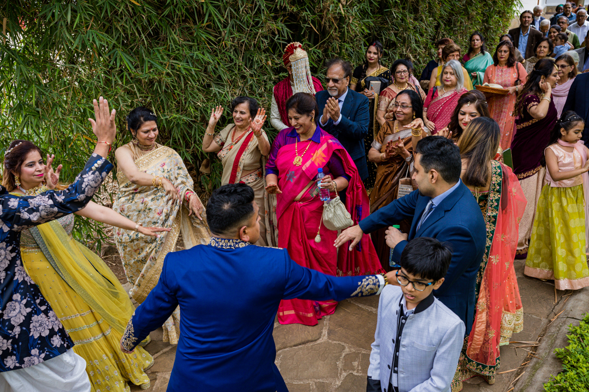 Weddings Photos Kenya :: Indian Asian Hindu Wedding Ceremony