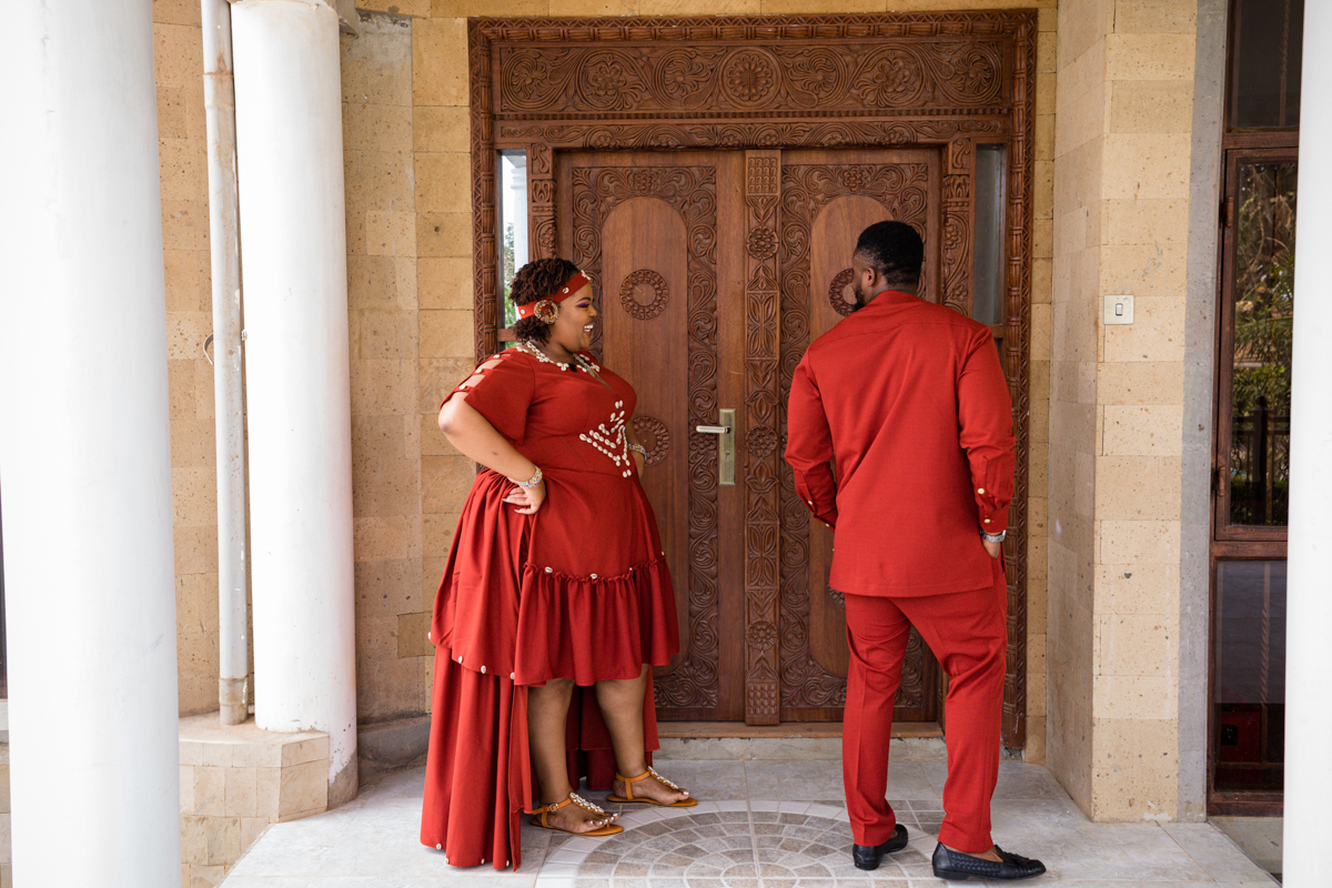 Kenyan Traditional Weddings Photographers :: Ngurario Ceremony