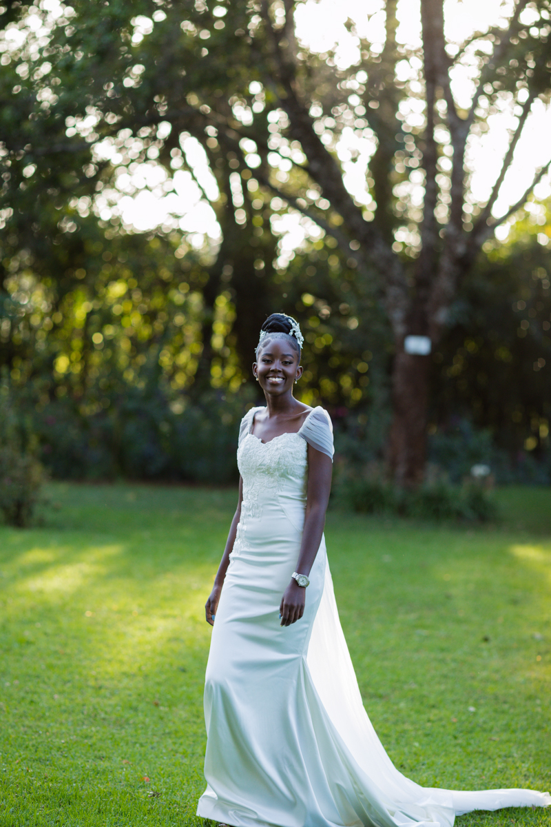 Wedding Photographer Kenya Bride :: Naishola Naiposha Gardens