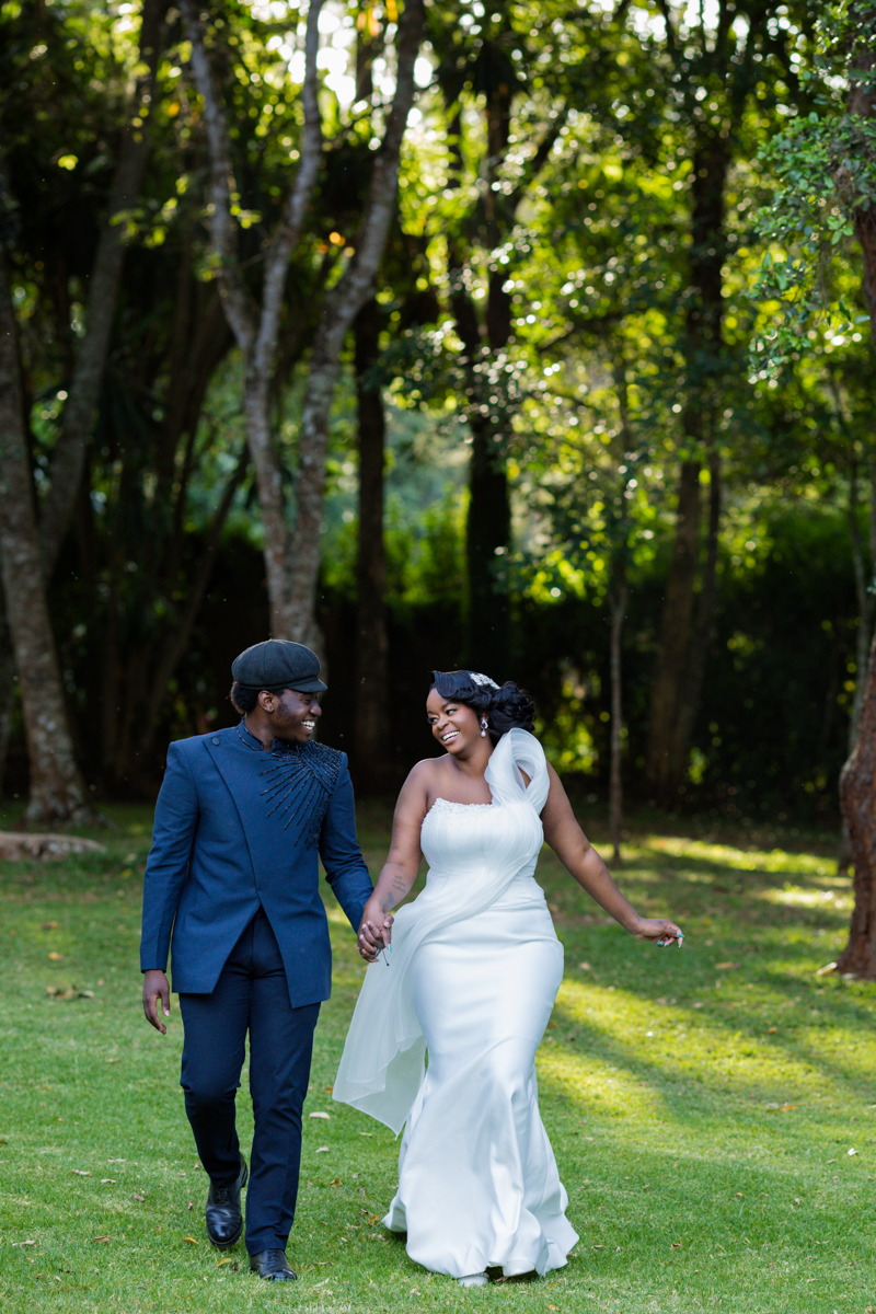 Top Kenya Wedding & Portrait photographer. We love to travel for destination weddings, honeymoons, and anniversaries all over Kenya Coast: Diani Beach, Mombasa, Nairobi,Nakuru,Naivasha