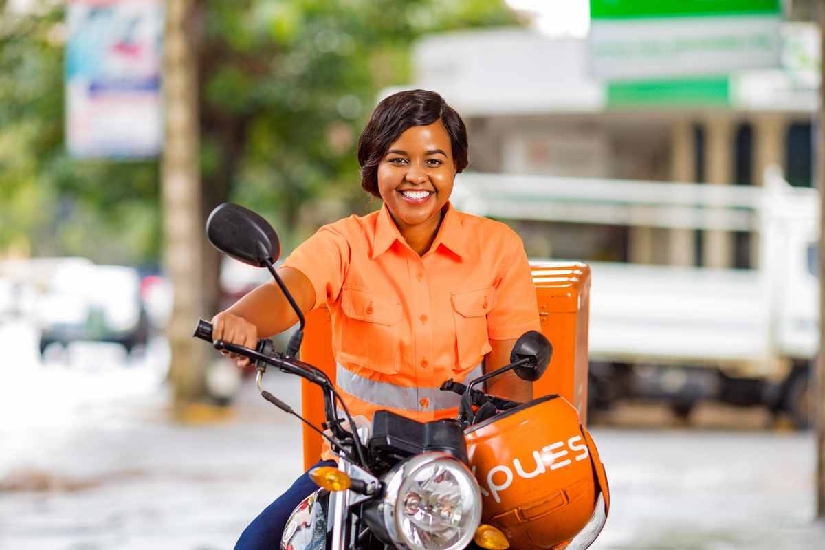 Photographer in Nairobi Streets By Antony Trivet Kenyan Streets Photographers